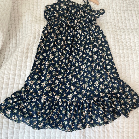 Chenault Girl Navy and Cream Floral Dress Top - Picture 5 of 8
